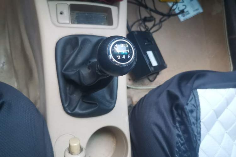 Used Kia Cerato 2010 1.6L MT GL Gear Lever
