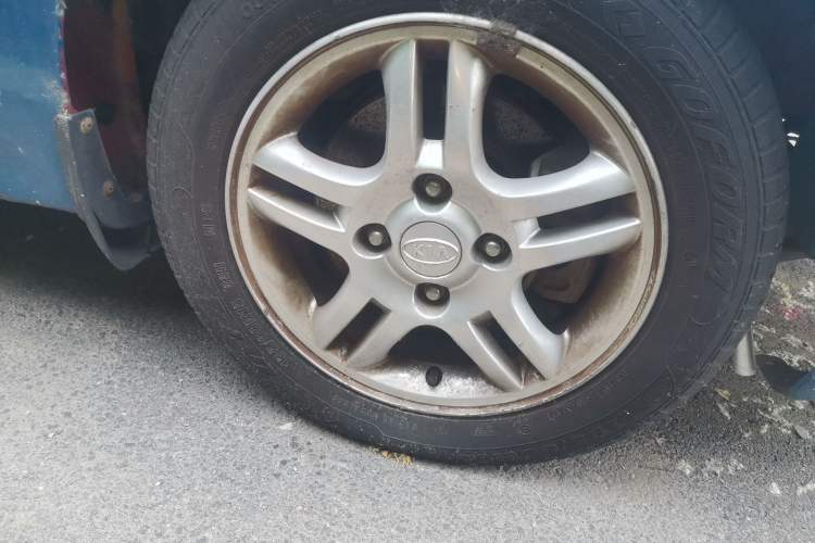 Used Kia Cerato 2010 1.6L MT GL Right Front Wheel Hub