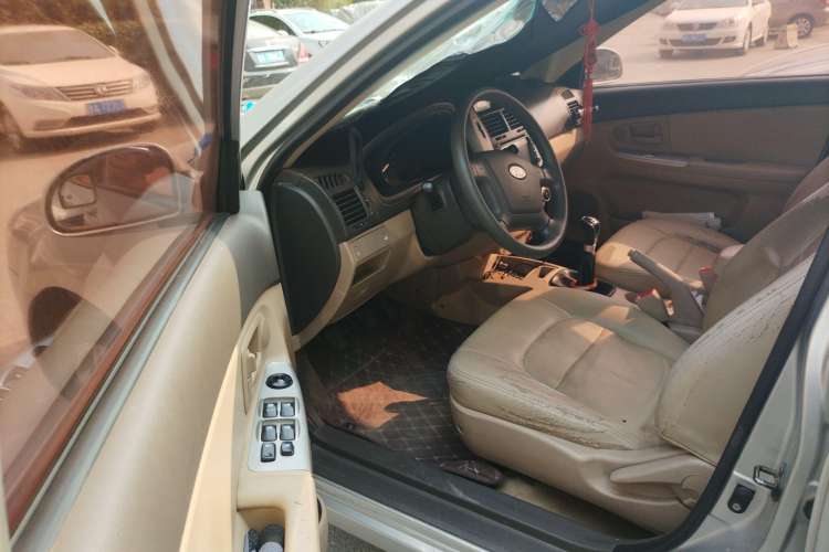 Used Kia Cerato 2010 1.6L MT GL Driver Seat