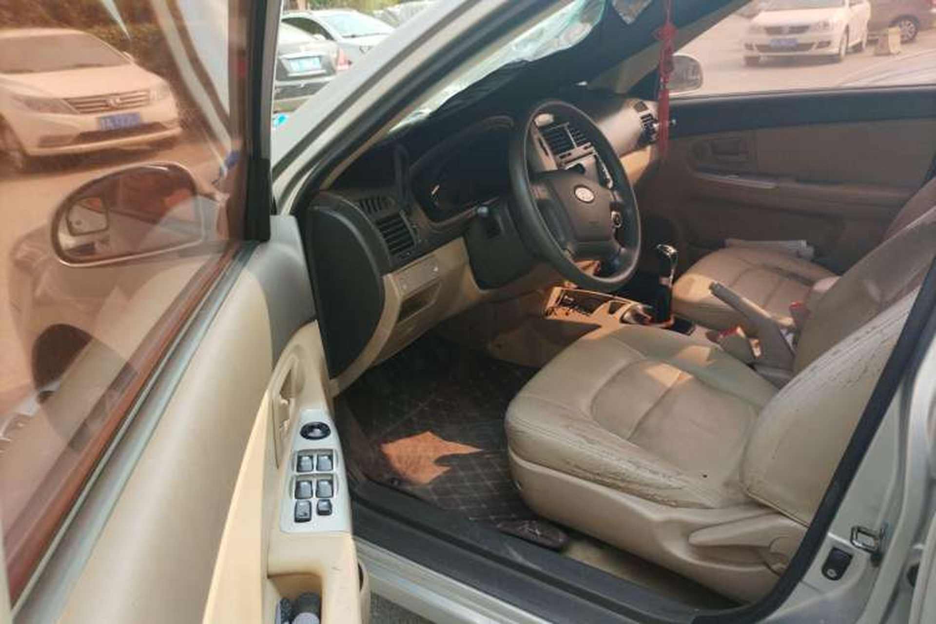 Used Kia Cerato 2010 1.6L MT GL Driver Seat