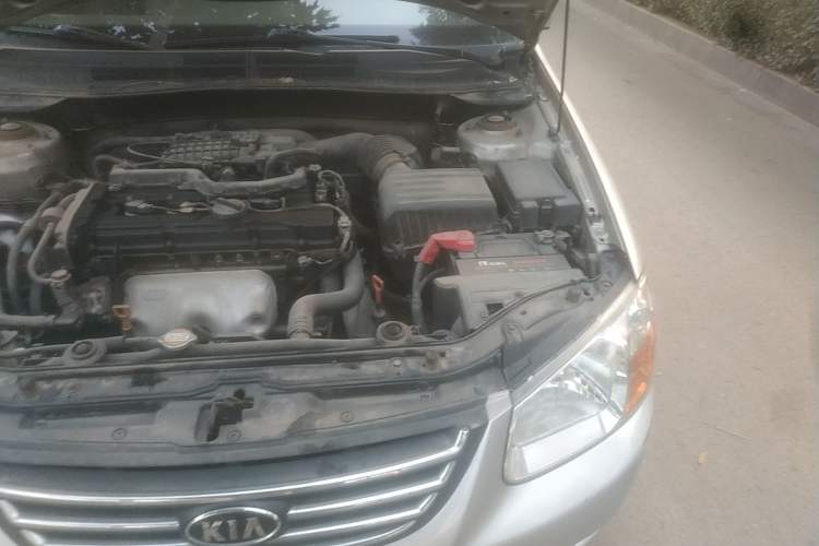Used Kia Cerato 2010 1.6 AT GL Engine Bay Left