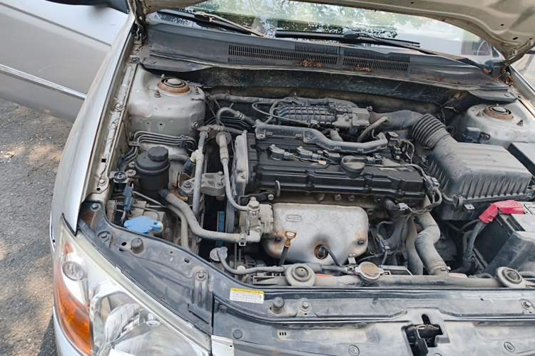 Used Kia Cerato 2010 1.6L MT GL Engine Bay Right