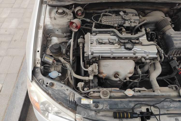 Used Kia Cerato 2010 1.6L MT GL Engine Bay Right