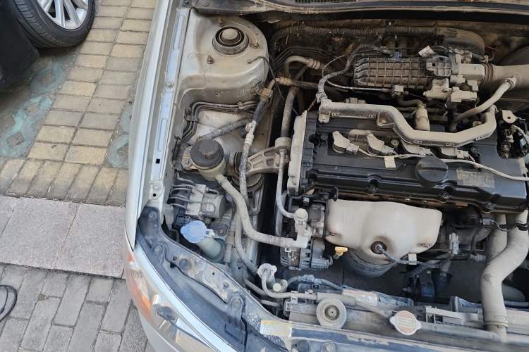 Used Kia Cerato 2010 1.6L MT GL Engine Bay Right