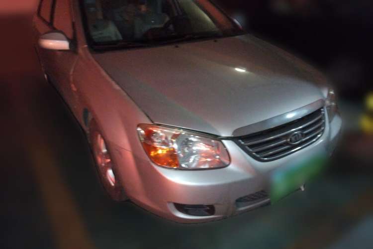 Used Kia Cerato 2010 1.6L MT GL Front Right 45 Deg