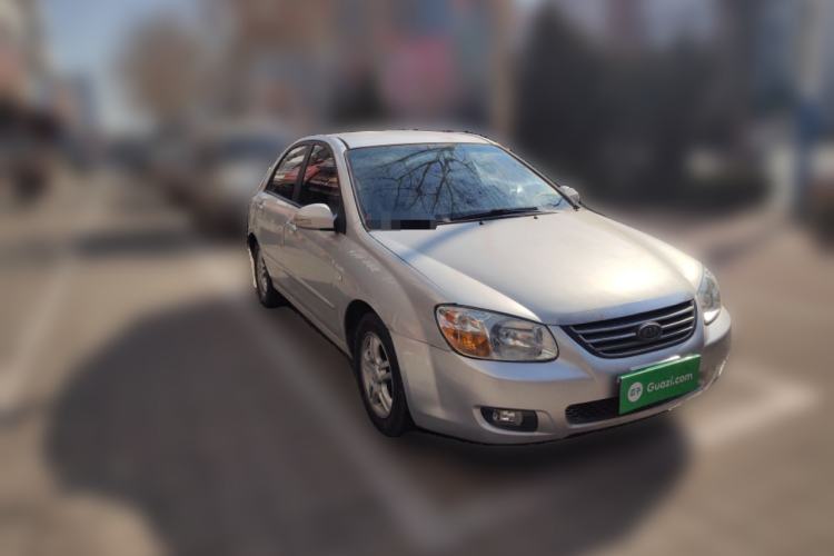 Used Kia Cerato 2010 1.6L MT GL Front Right 45 Deg