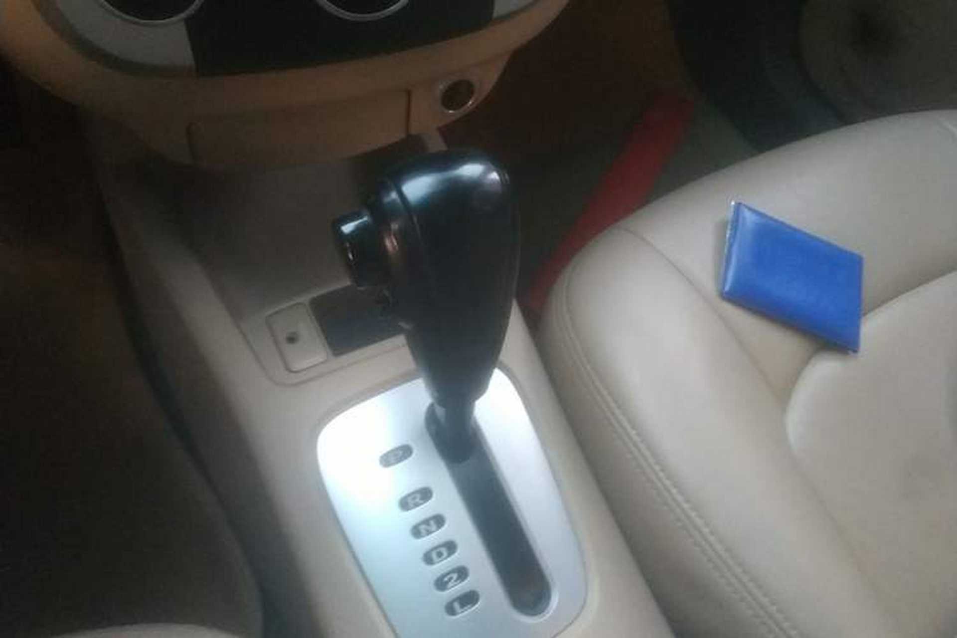 Used Kia Cerato 2010 1.6 AT GL Gear Lever