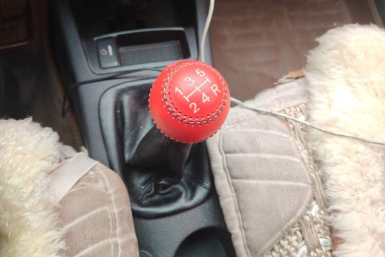 Used Kia Cerato 2010 1.6L MT GL Gear Lever