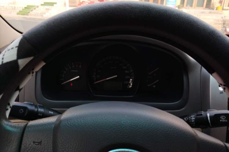 Used Kia Cerato 2010 1.6 AT GL Instrument Cluster