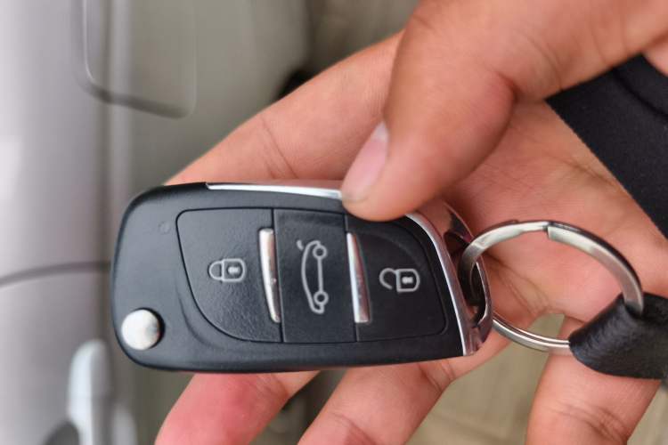 Used Kia Cerato 2010 1.6 AT GL Interior 1