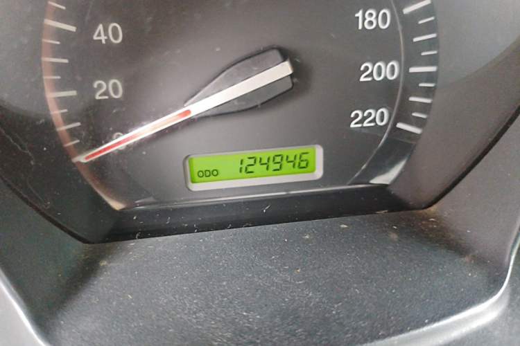 Used Kia Cerato 2010 1.6L MT GL Odometer Close Up