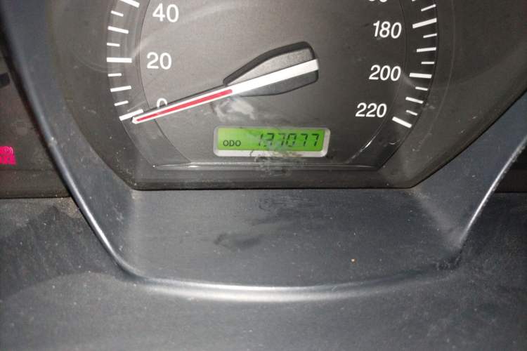 Used Kia Cerato 2010 1.6L MT GL Odometer Close Up