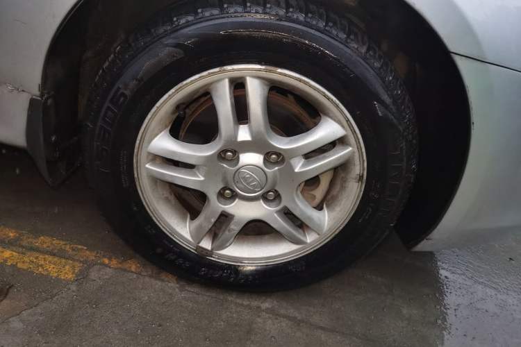 Used Kia Cerato 2010 1.6L MT GL Right Front Wheel Hub