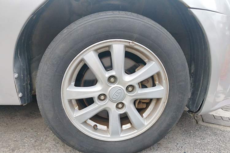Used Kia Cerato 2010 1.6L MT GL Right Front Wheel Hub
