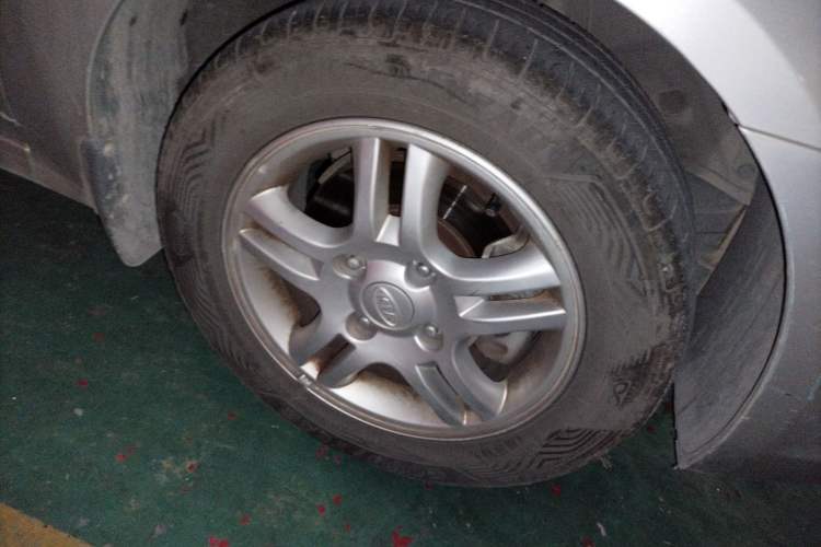 Used Kia Cerato 2010 1.6L MT GL Right Front Wheel Hub