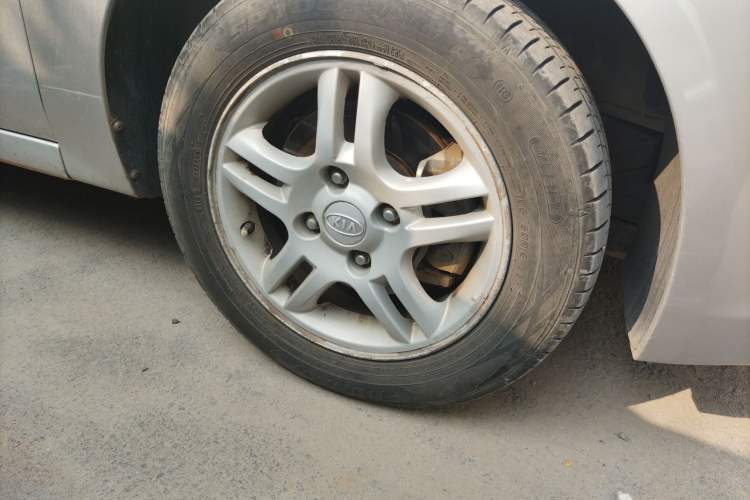 Used Kia Cerato 2010 1.6L MT GL Right Front Wheel Hub
