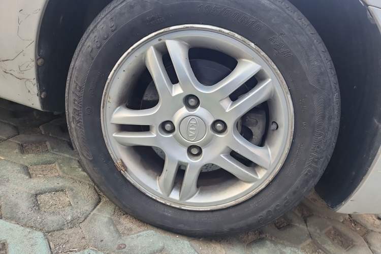 Used Kia Cerato 2010 1.6L MT GL Right Front Wheel Hub