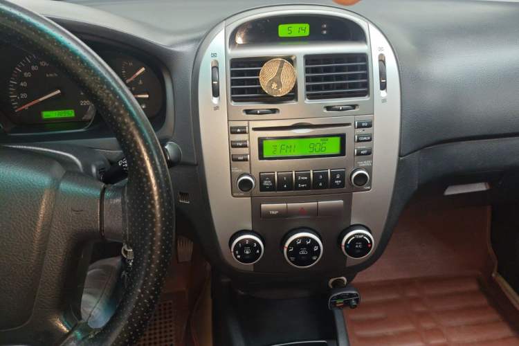 Used Kia Cerato 2010 1.6L MT GL Audio And AC Panel