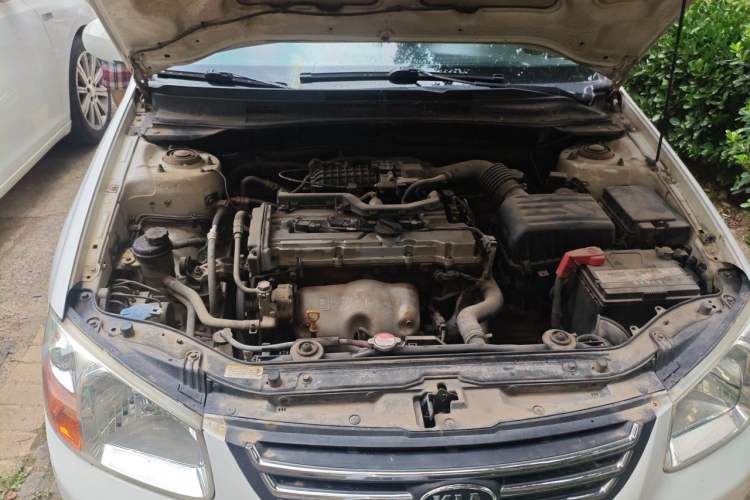 Used Kia Cerato 2010 1.6L MT GL Engine Bay Right