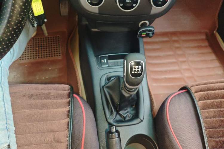 Used Kia Cerato 2010 1.6L MT GL Gear Lever