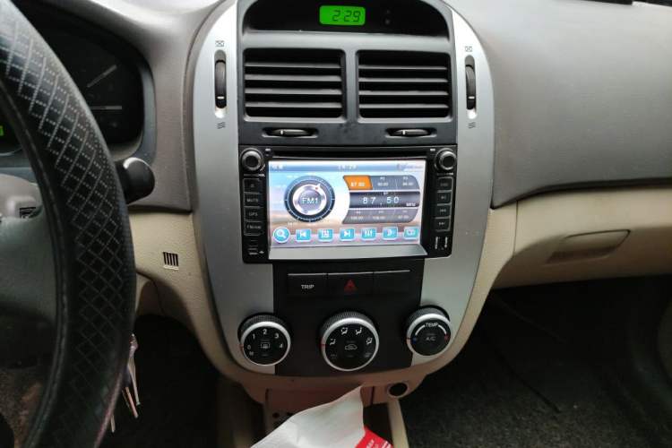 Used Kia Cerato 2012 1.6L MT GL Audio And AC Panel