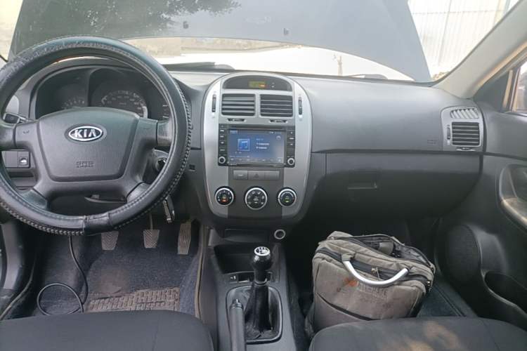 Used Kia Cerato 2012 1.6L MT GL Audio And AC Panel