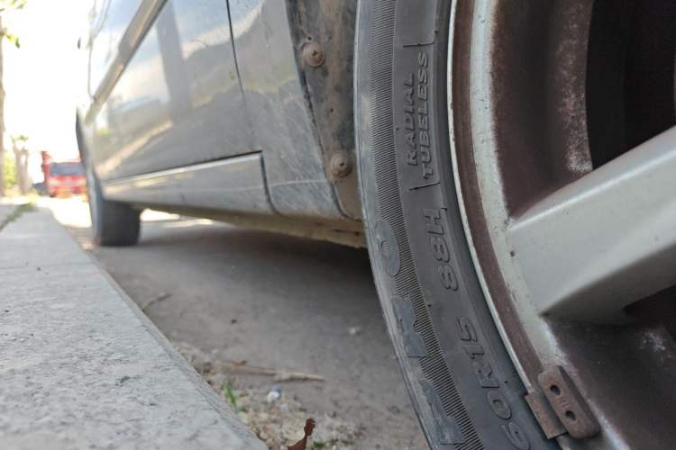 Used Kia Cerato 2012 1.6L MT GL Chassis Front Right