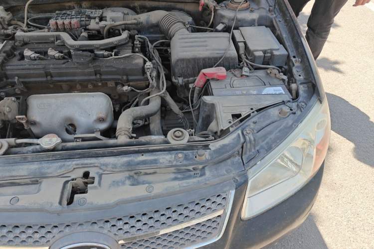 Used Kia Cerato 2012 1.6L MT GL Engine Bay Left