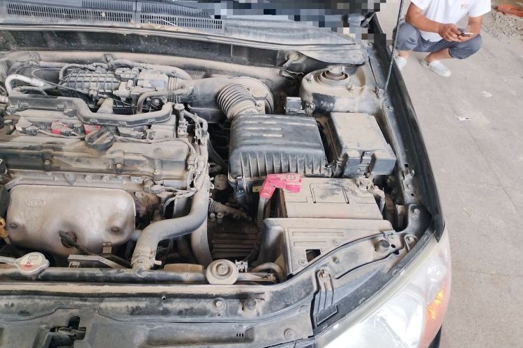 Used Kia Cerato 2012 1.6L MT GL Engine Bay Left