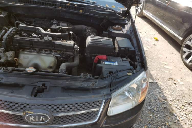 Used Kia Cerato 2012 1.6L MT GL Engine Bay Left