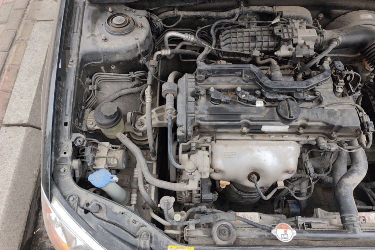 Used Kia Cerato 2012 1.6L MT GL Engine Bay Right