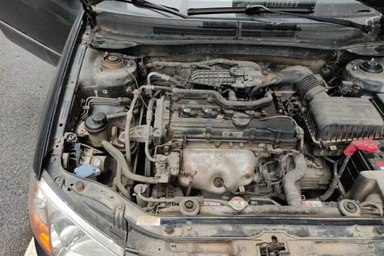 Used Kia Cerato 2012 1.6L MT GL Engine Bay Right