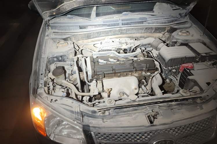 Used Kia Cerato 2012 1.6L MT GL Engine Bay Right