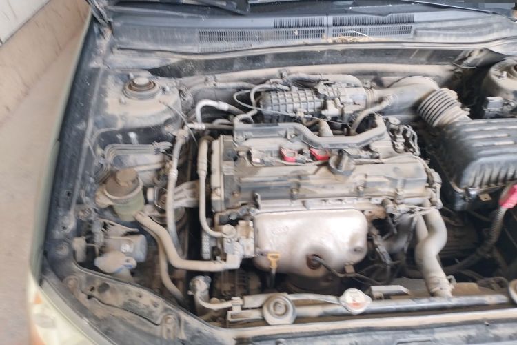 Used Kia Cerato 2012 1.6L MT GL Engine Bay Right