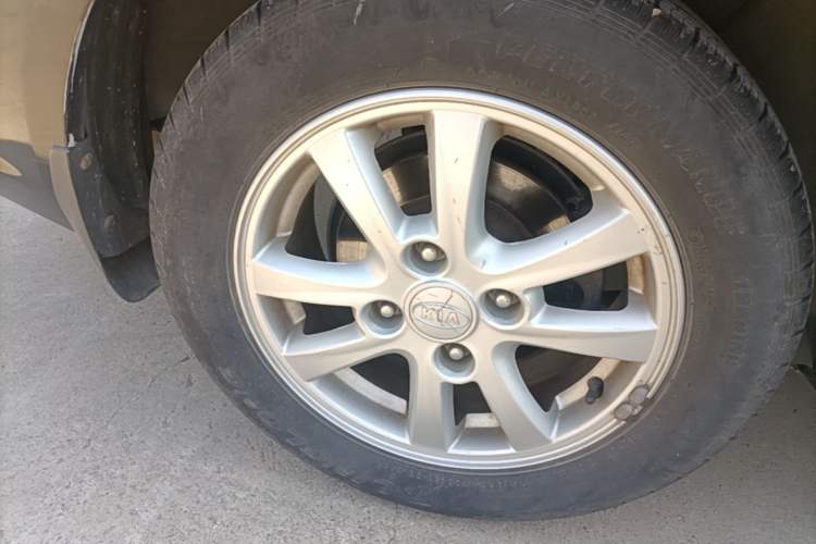 Used Kia Cerato 2012 1.6L MT GL Exterior 5