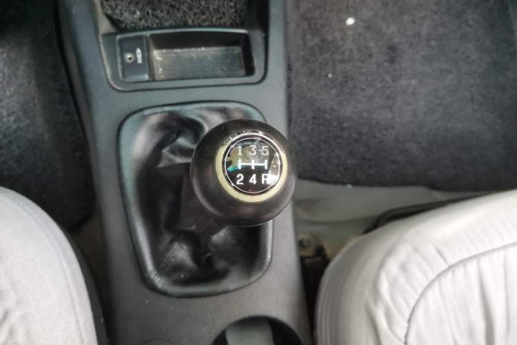 Used Kia Cerato 2012 1.6L MT GL Gear Lever