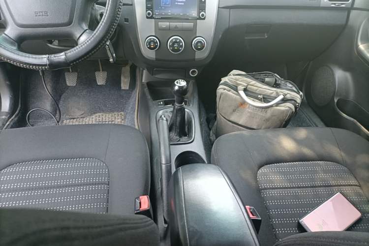 Used Kia Cerato 2012 1.6L MT GL Gear Lever
