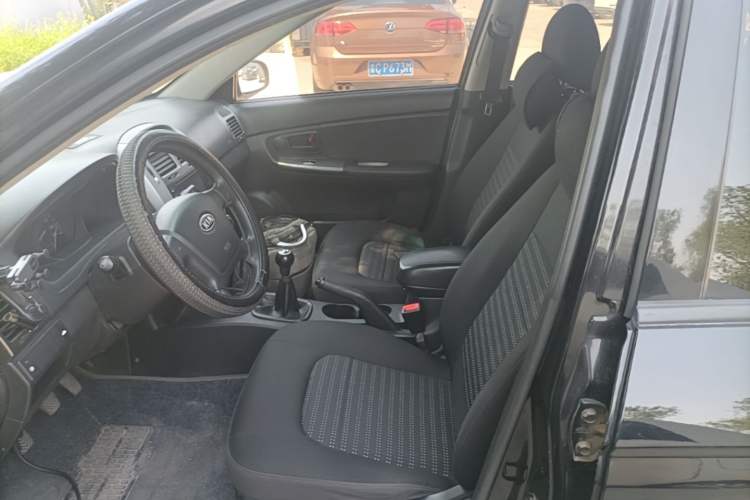 Used Kia Cerato 2012 1.6L MT GL Left Front Seat
