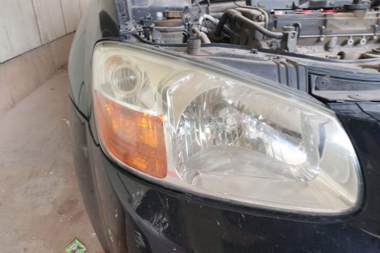 Used Kia Cerato 2012 1.6L MT GL Right Front Headlight