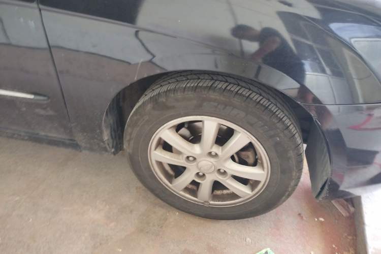 Used Kia Cerato 2012 1.6L MT GL Right Front Wheel Hub