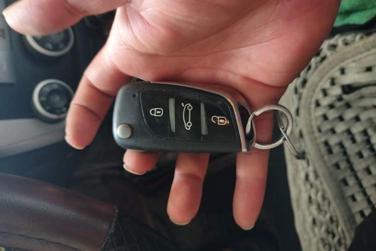 Used Kia Cerato 2012 1.6L MT GL Vehicle Key