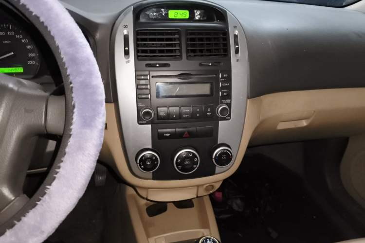 Used Kia Cerato 2012 1.6L MT GL Audio And AC Panel