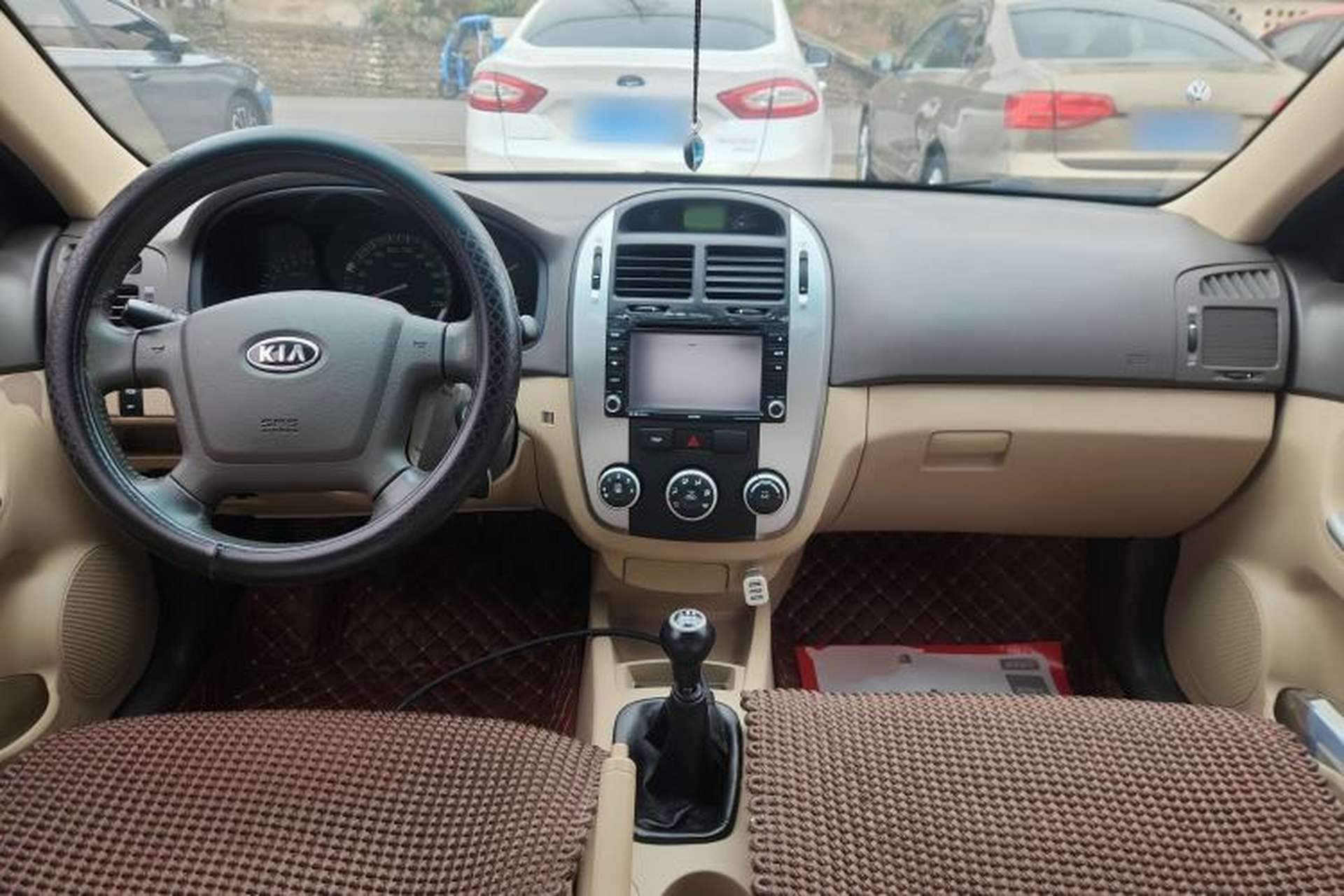 Used Kia Cerato 2012 1.6L MT GL Center Console