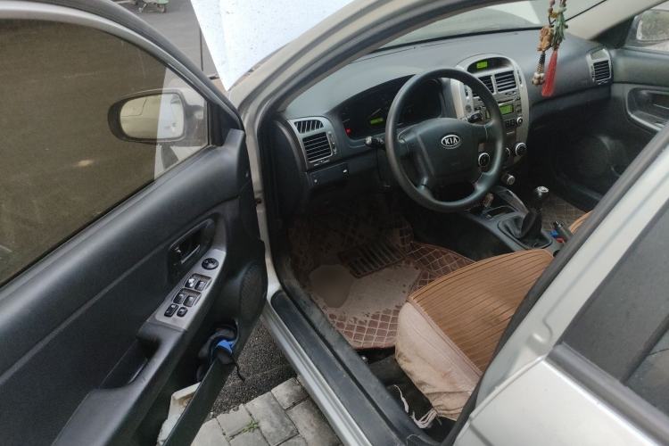 Used Kia Cerato 2012 1.6L MT GL Driver Seat
