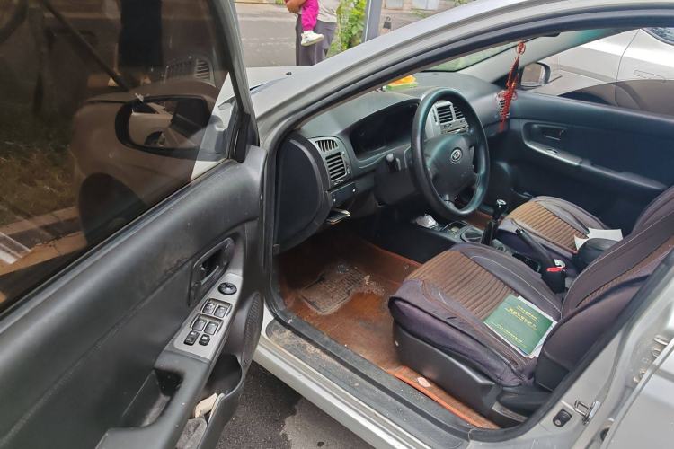 Used Kia Cerato 2012 1.6L MT GL Driver Seat