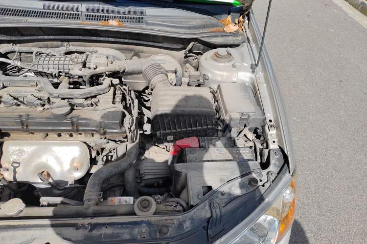 Used Kia Cerato 2012 1.6L MT GL Engine Bay Left