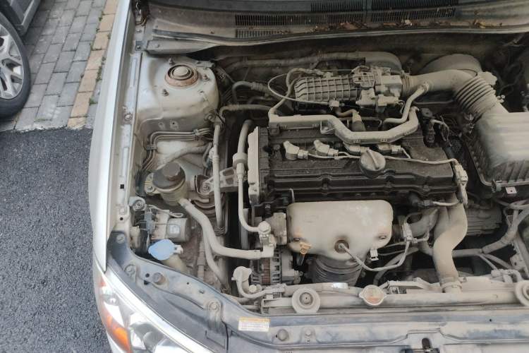 Used Kia Cerato 2012 1.6L MT GL Engine Bay Right