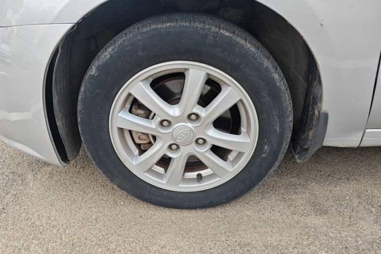 Used Kia Cerato 2012 1.6L MT GL Exterior 7