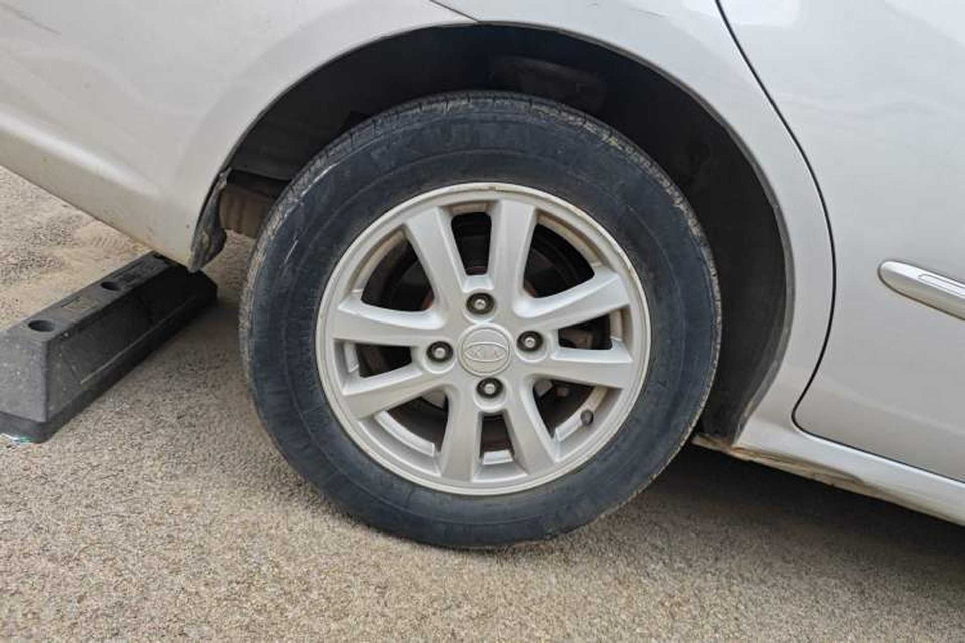 Used Kia Cerato 2012 1.6L MT GL Exterior 8