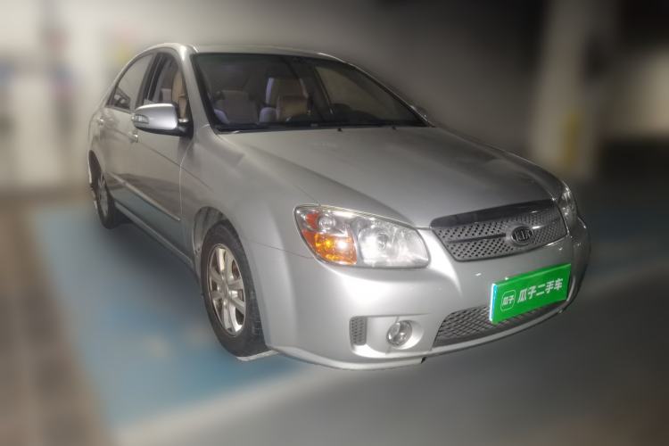 Used Kia Cerato 2012 1.6L MT GL Front Right 45 Deg